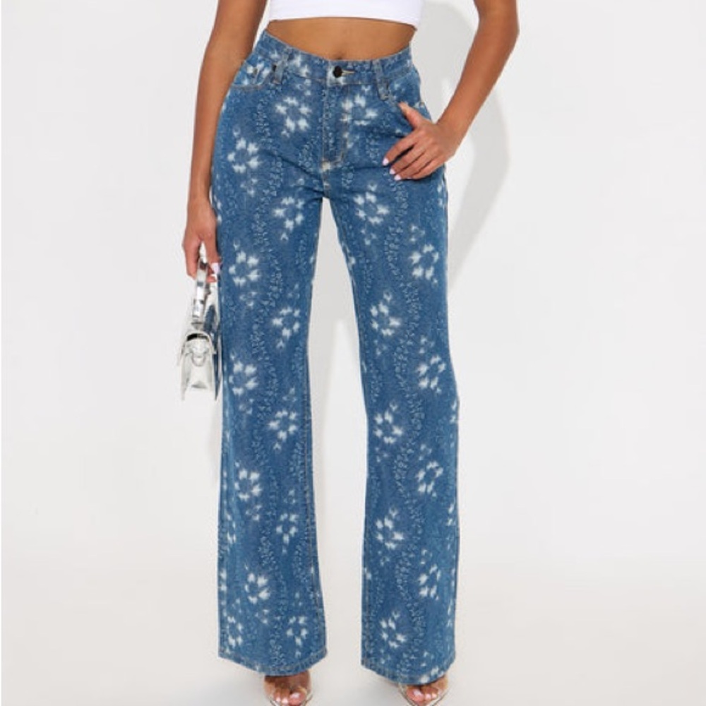 Straight Jeans- Medium Wash